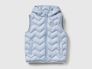 Gilet imbottito con cappuccio