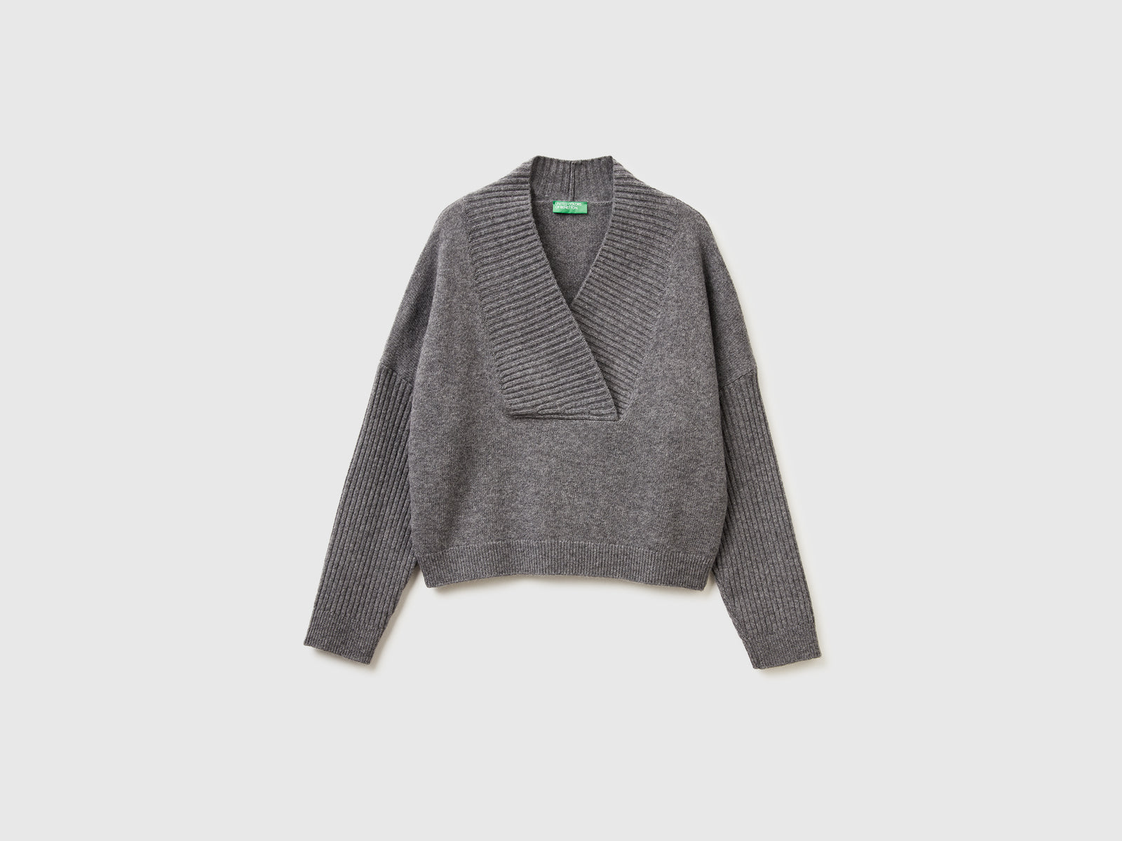 Maglione boxy fit con scollo a V da donna grigio scuro | Benetton Outlet
