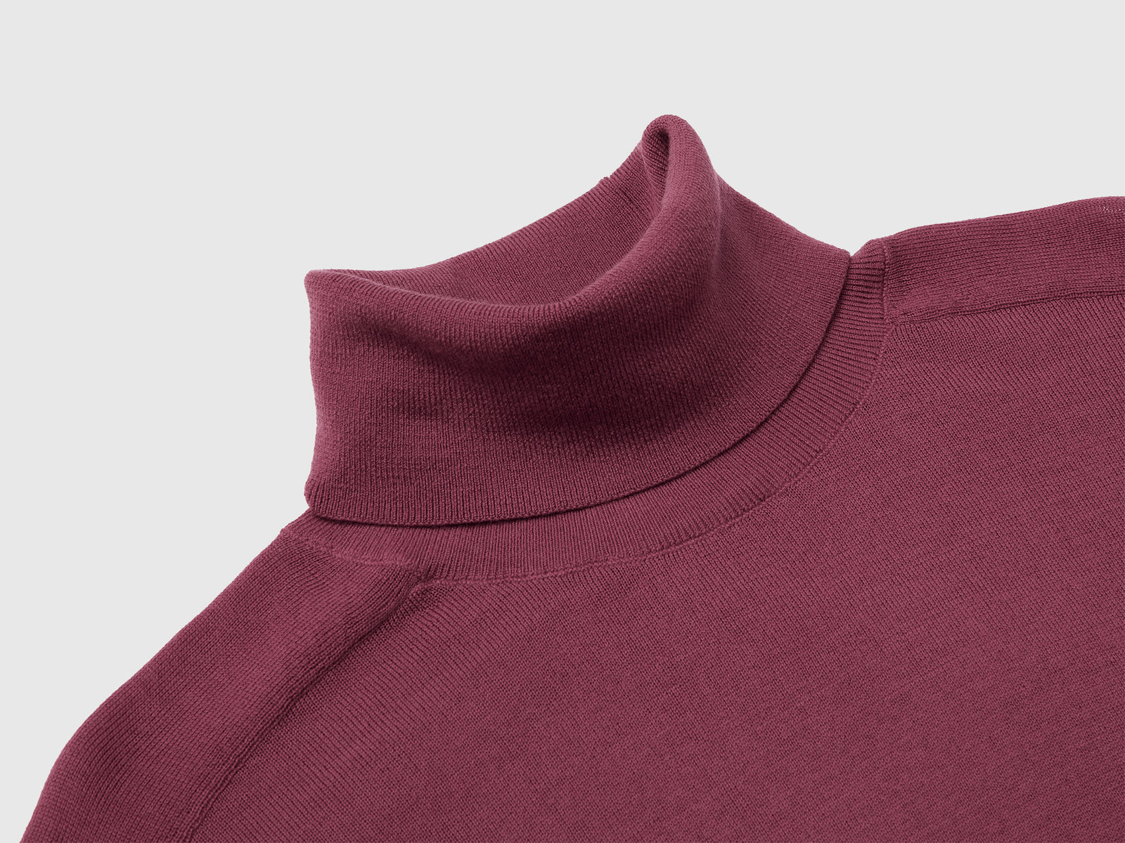 Dolcevita in pura lana Merino da donna prugna 3 | Benetton Outlet