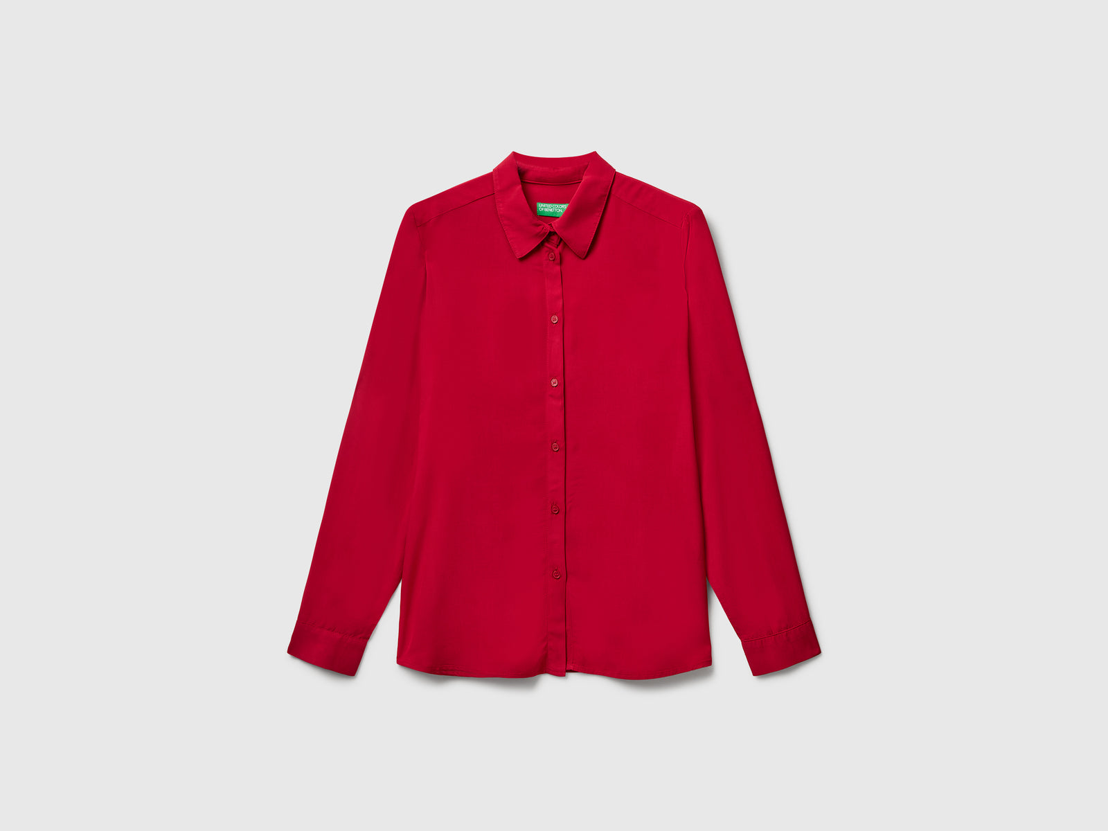 Camicia regular fit in viscosa da donna fragola | Benetton Outlet