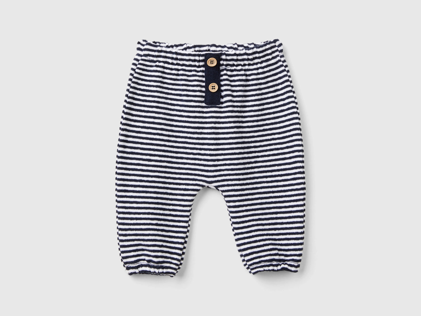 Pantaloni a righe in misto cotone riciclato da neonato blu | Benetton Outlet