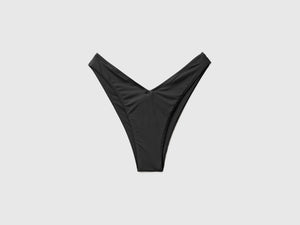 Slip mare elasticizzati con taglio a V e fianco regolare