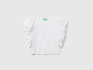 T-shirt smanicata in puro cotone con ampi volant applicati sul giromanica