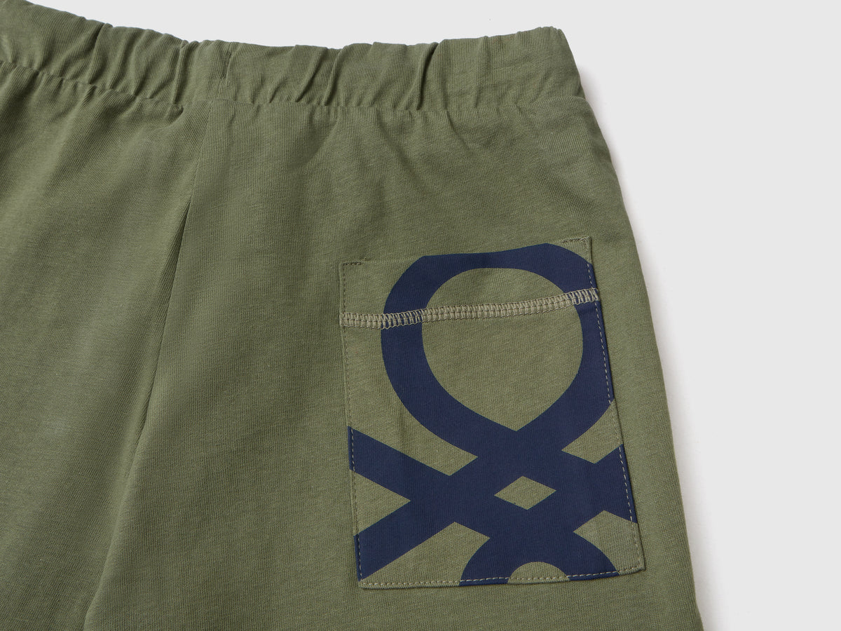 Pantaloni corti in puro cotone