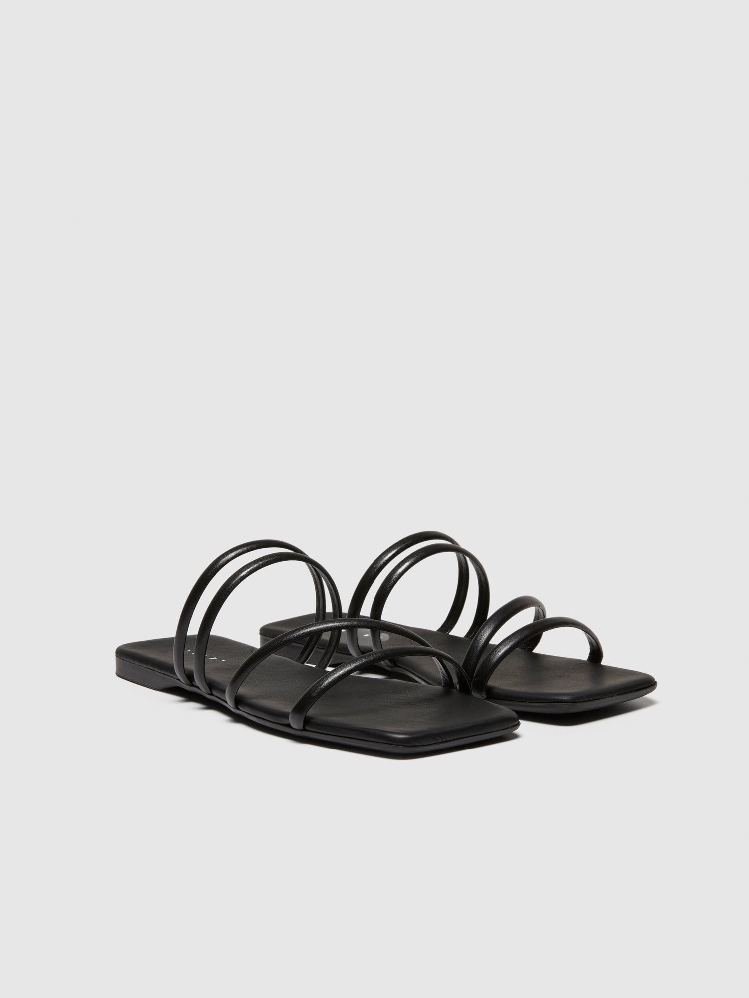 Sandali bassi con fascette da donna nero | Sisley Outlet