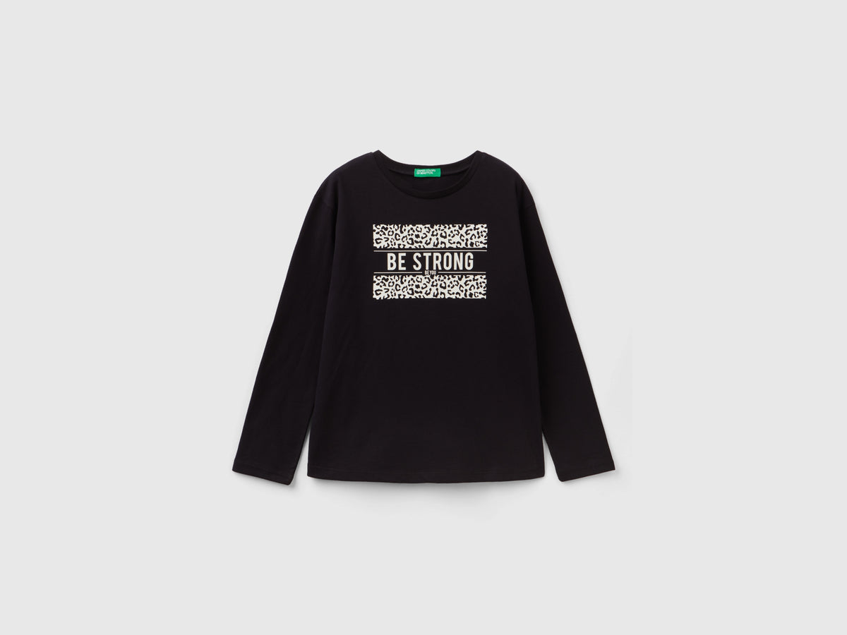 T-shirt in caldo cotone con stampa