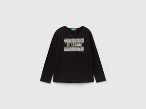 T-shirt in caldo cotone con stampa