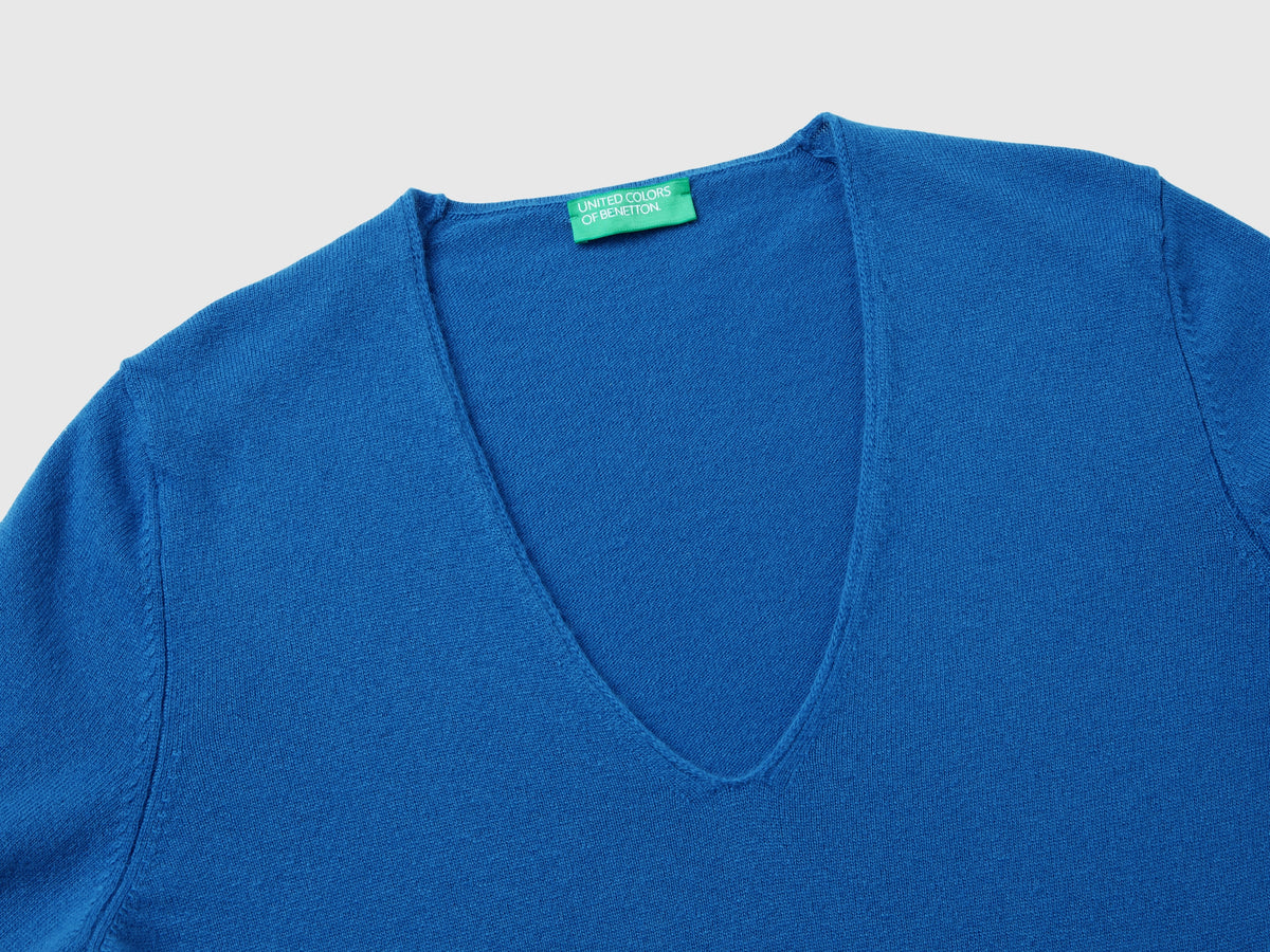 Pure Merino Wool V-Neck Sweater