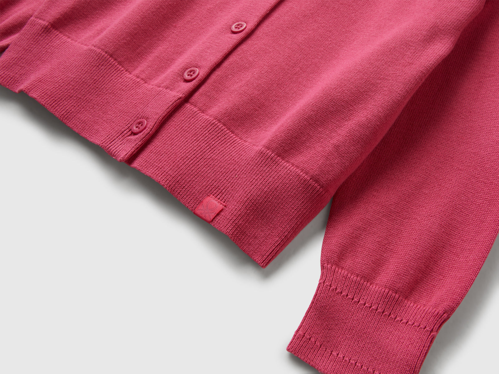 Cardigan girocollo in puro cotone da bambina fucsia 3 | Benetton Outlet