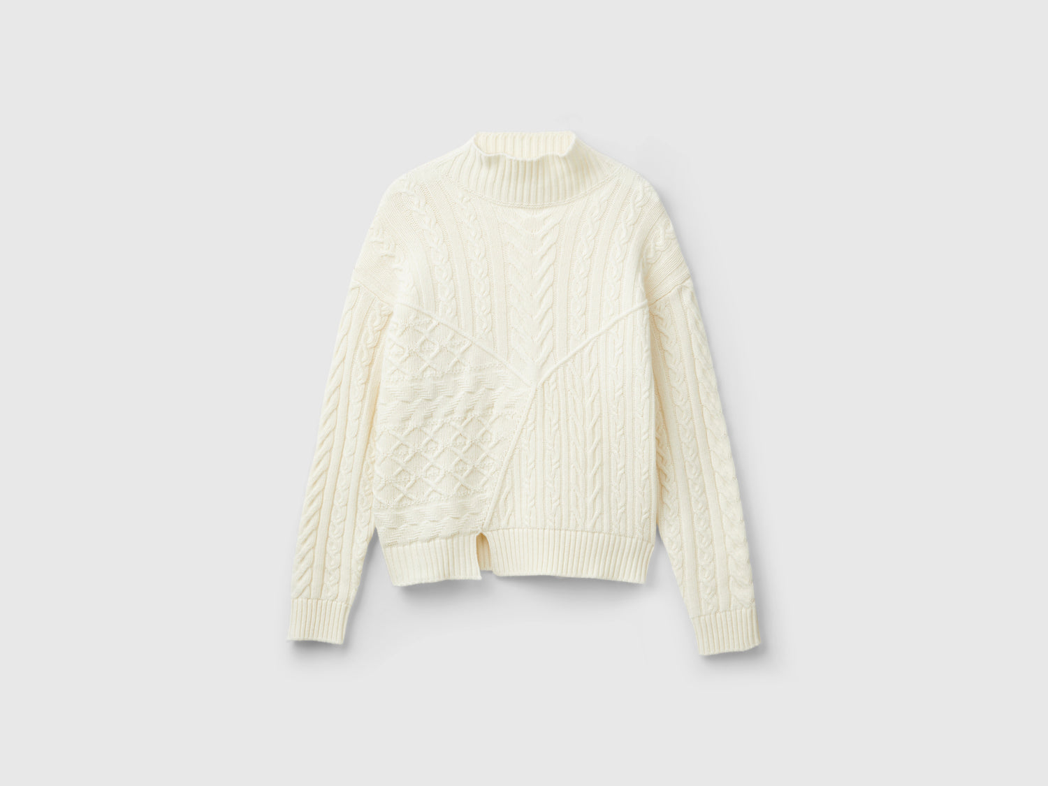 Maglione a lupetto lavorato da donna bianco panna | Benetton Outlet