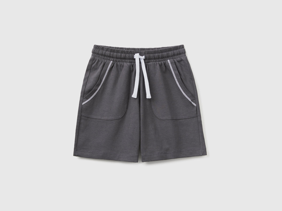 Pantaloni corti in puro cotone