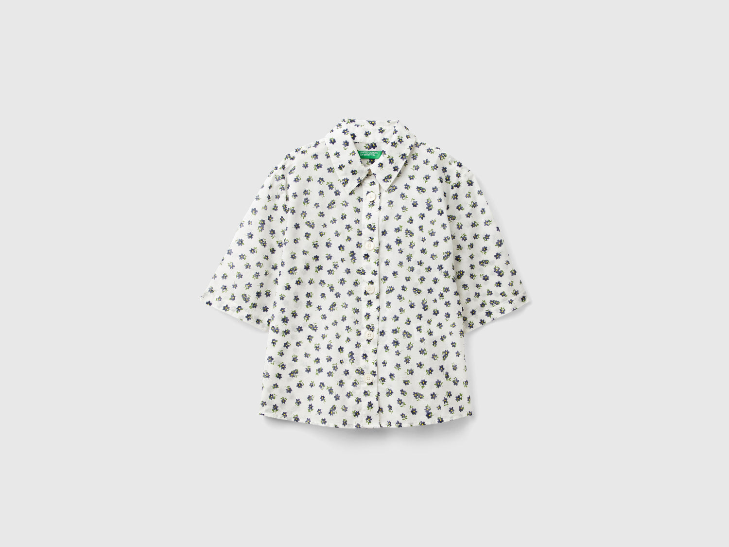 Camicia fantasia a manica corta da donna bianco panna | Benetton Outlet