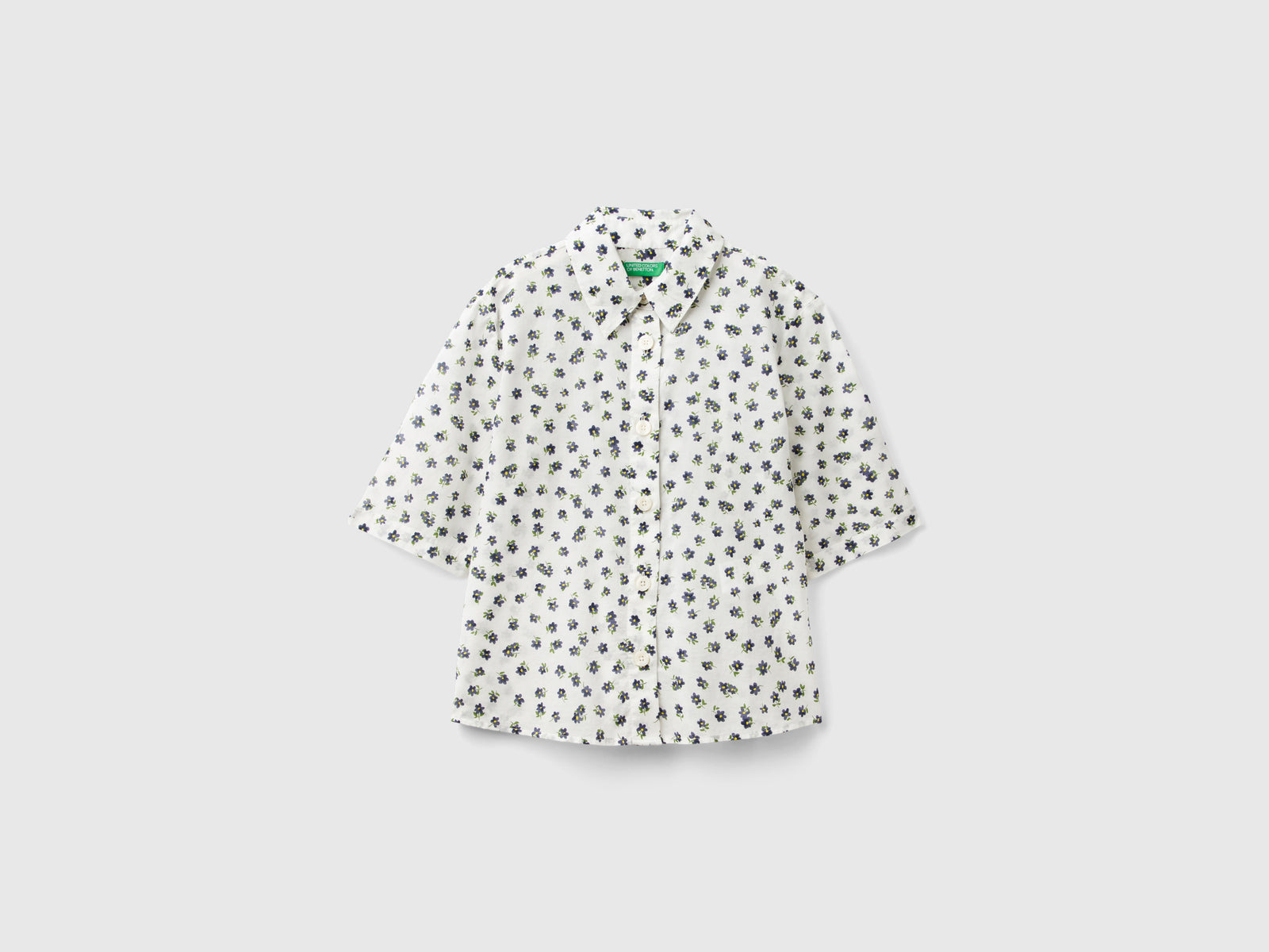 Camicia fantasia a manica corta da donna bianco panna | Benetton Outlet