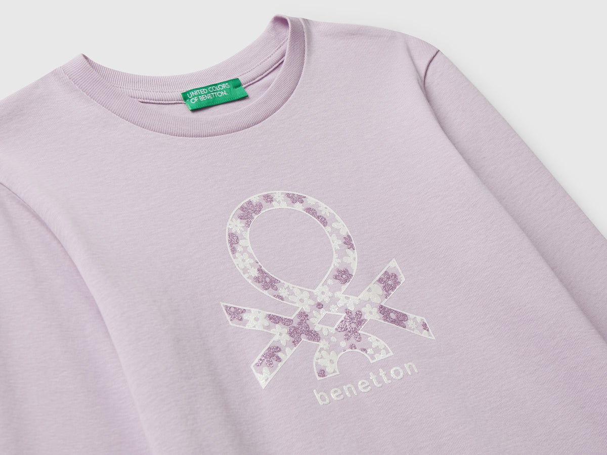 Maglietta con stampa glitter