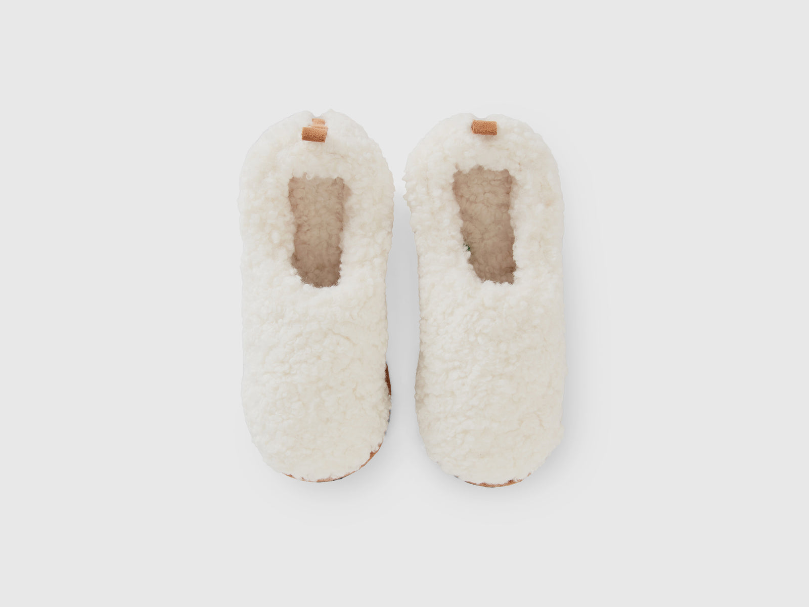 Ciabatte teddy antiscivolo da bambino beige 4 | Benetton Outlet