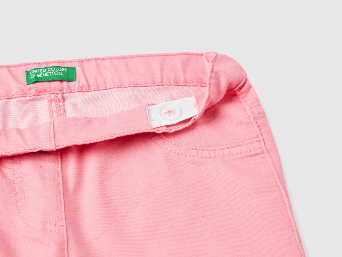 Pantaloni super skinny
