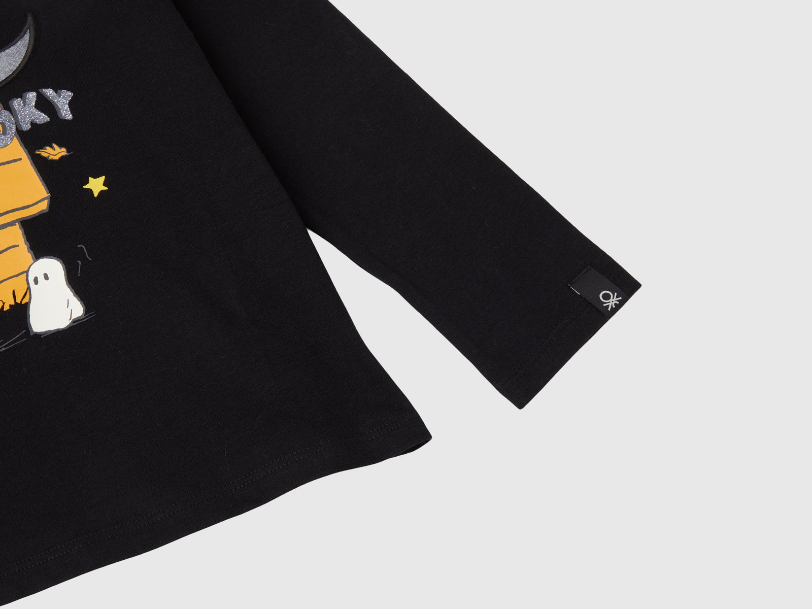 Maglietta ©Peanuts con stampa glitterata da bimba nero 3 | Benetton Outlet