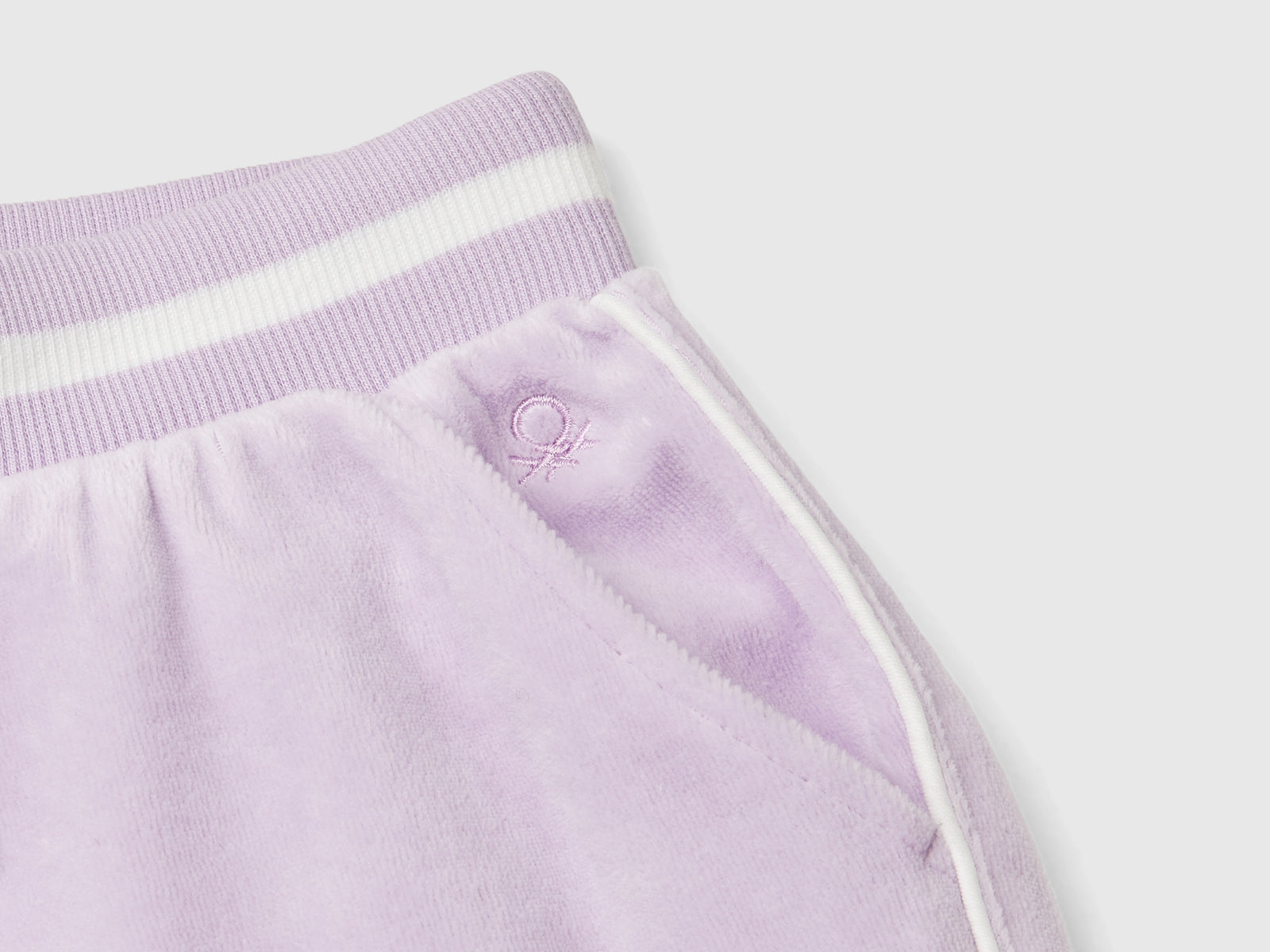 Pantaloni in ciniglia con coulisse da bambina lilla 3 | Benetton Outlet