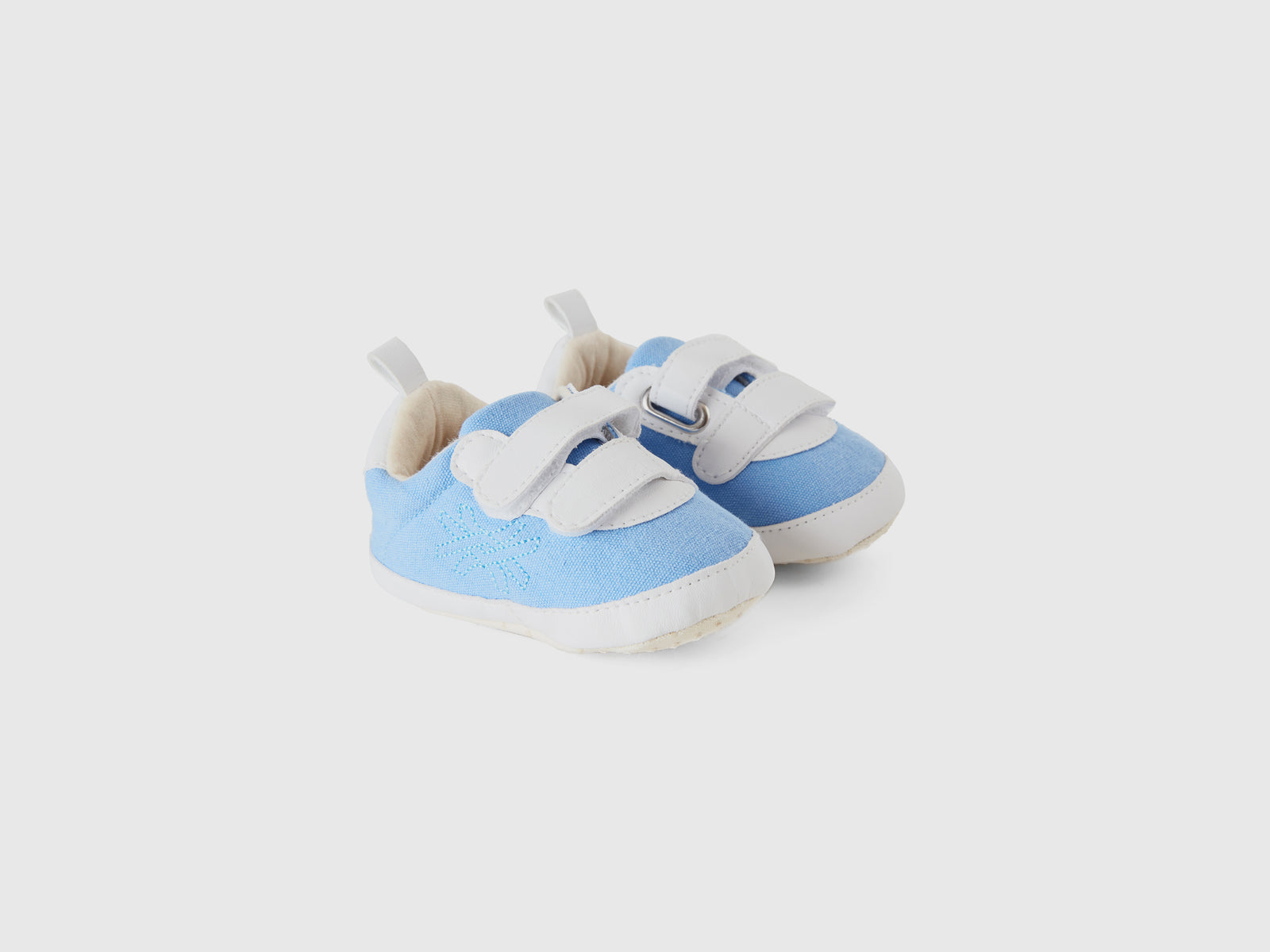 Scarpine primi passi di tela da neonato celeste 3 | Benetton Outlet