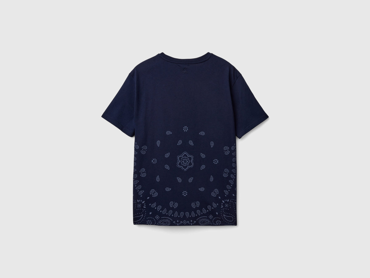 Maglietta con stampa bandana