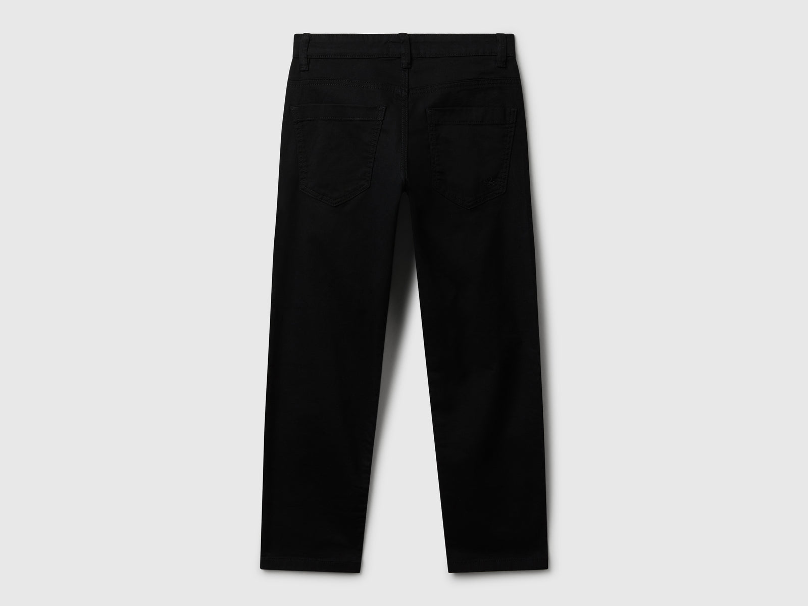 Pantaloni in cotone stretch da bambino nero 2 | Benetton Outlet