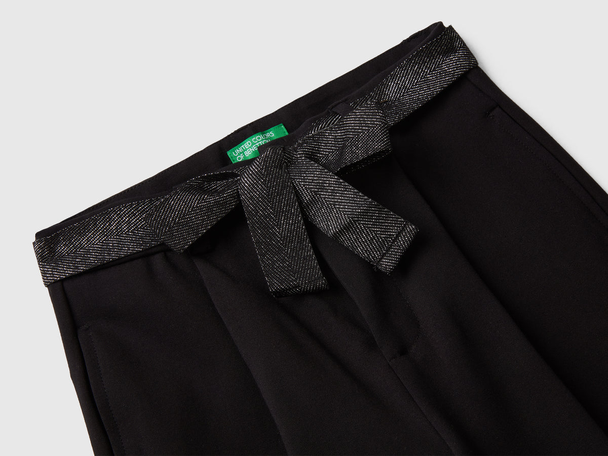 Pantaloni eleganti con fusciacca