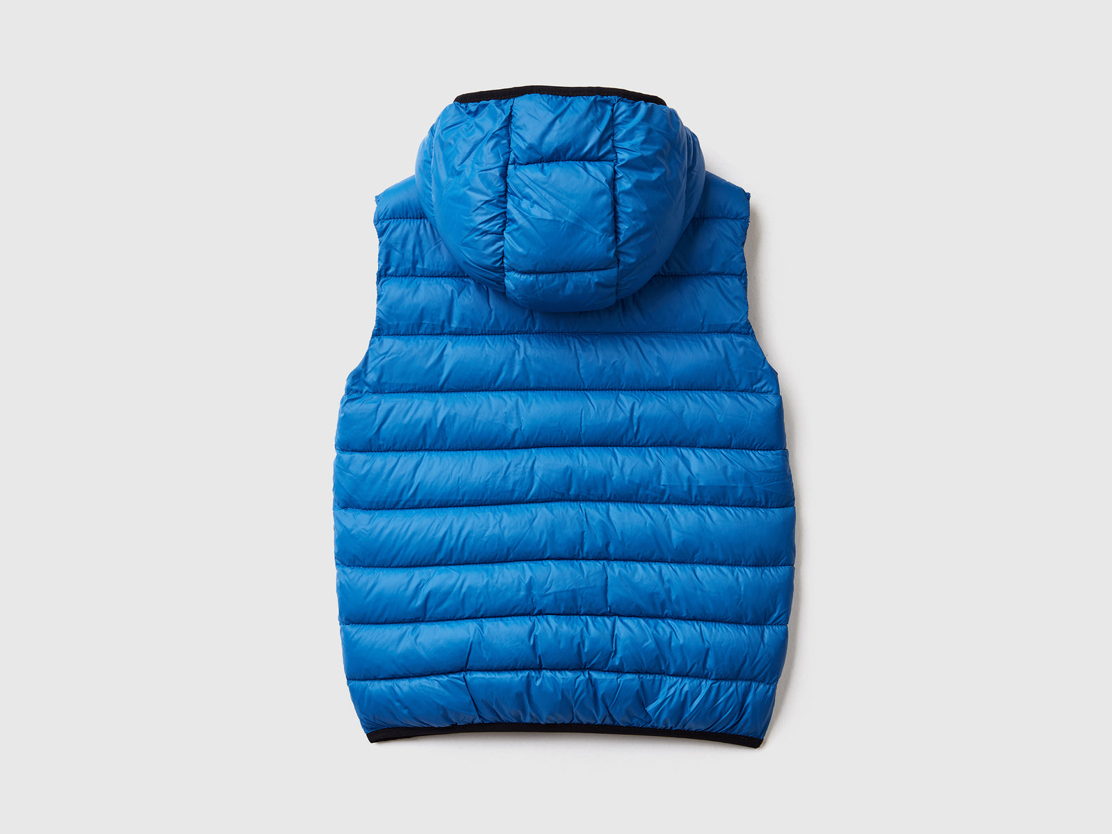 Gilet imbottito con cappuccio da bambino bluette 2 | Benetton Outlet