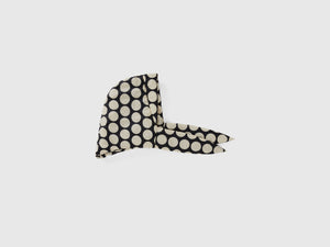 Foulard a pois