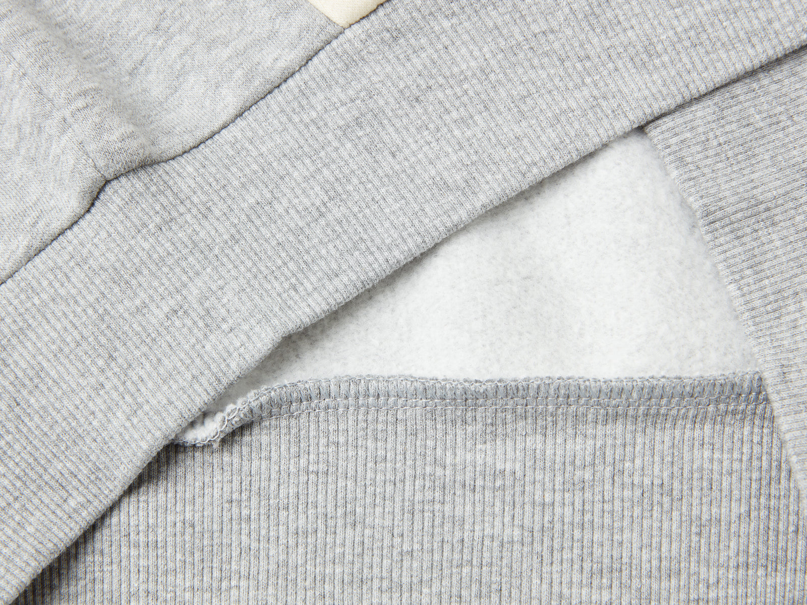 Sudadera con cremallera y lentejuelas da bambina multi-color 3 | Benetton Outlet