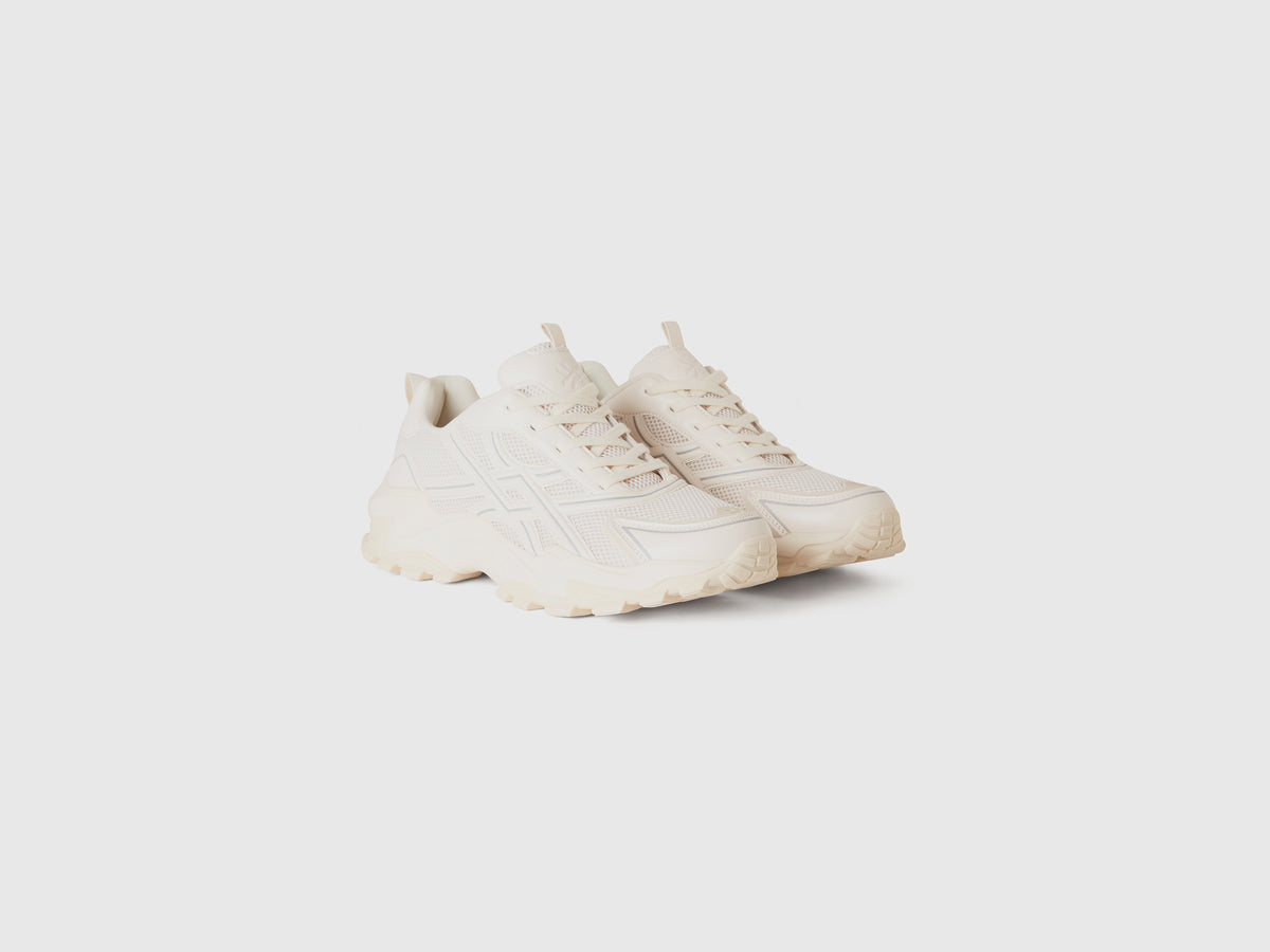 Sneakers running