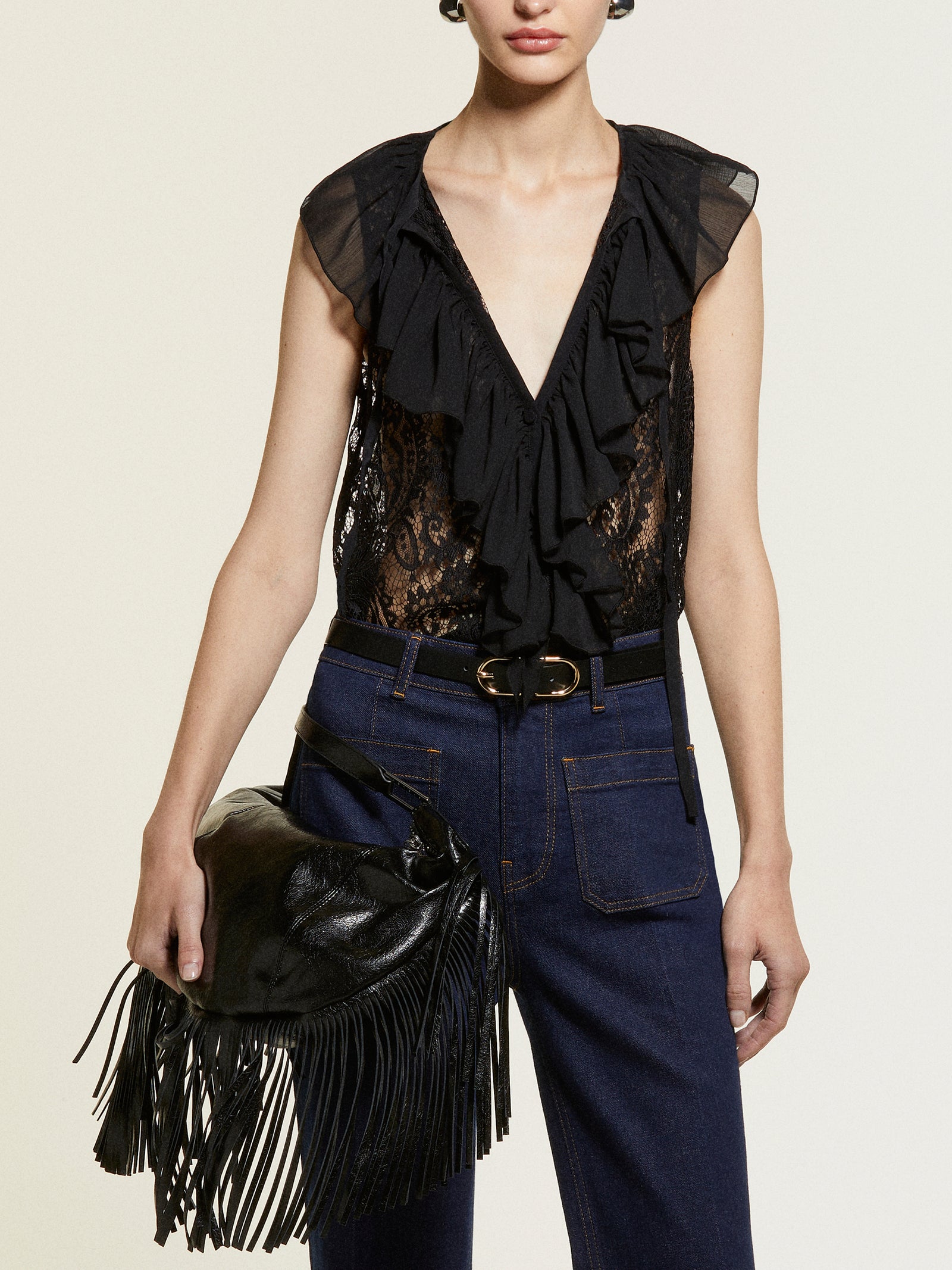 Top in pizzo con jabot da donna nero 4 | Sisley Outlet