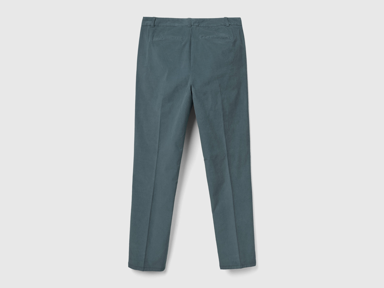Chino in velluto elasticizzato da donna grigio scuro 2 | Benetton Outlet