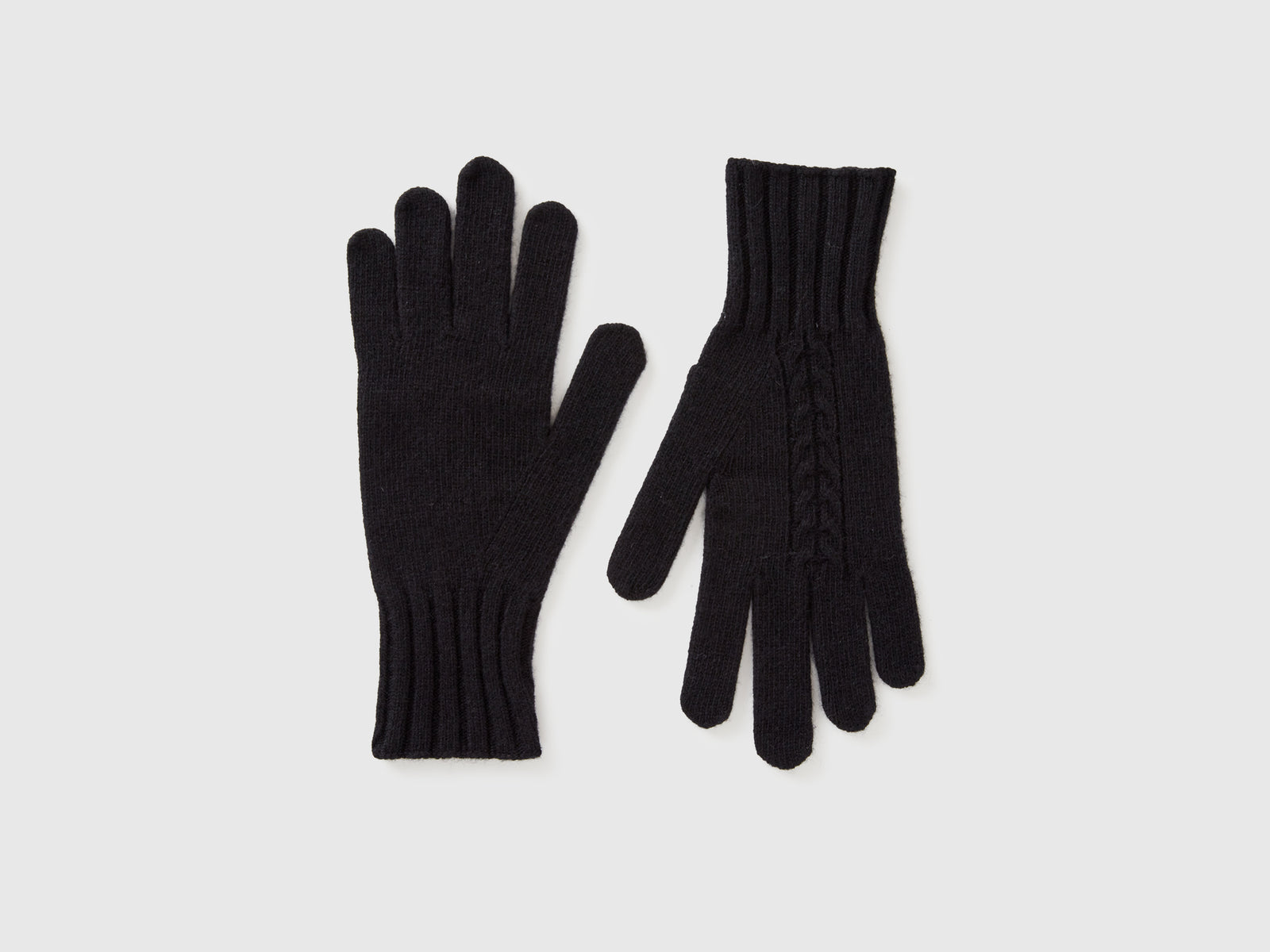 Guanti con lavorazione treccia da donna nero | Benetton Outlet