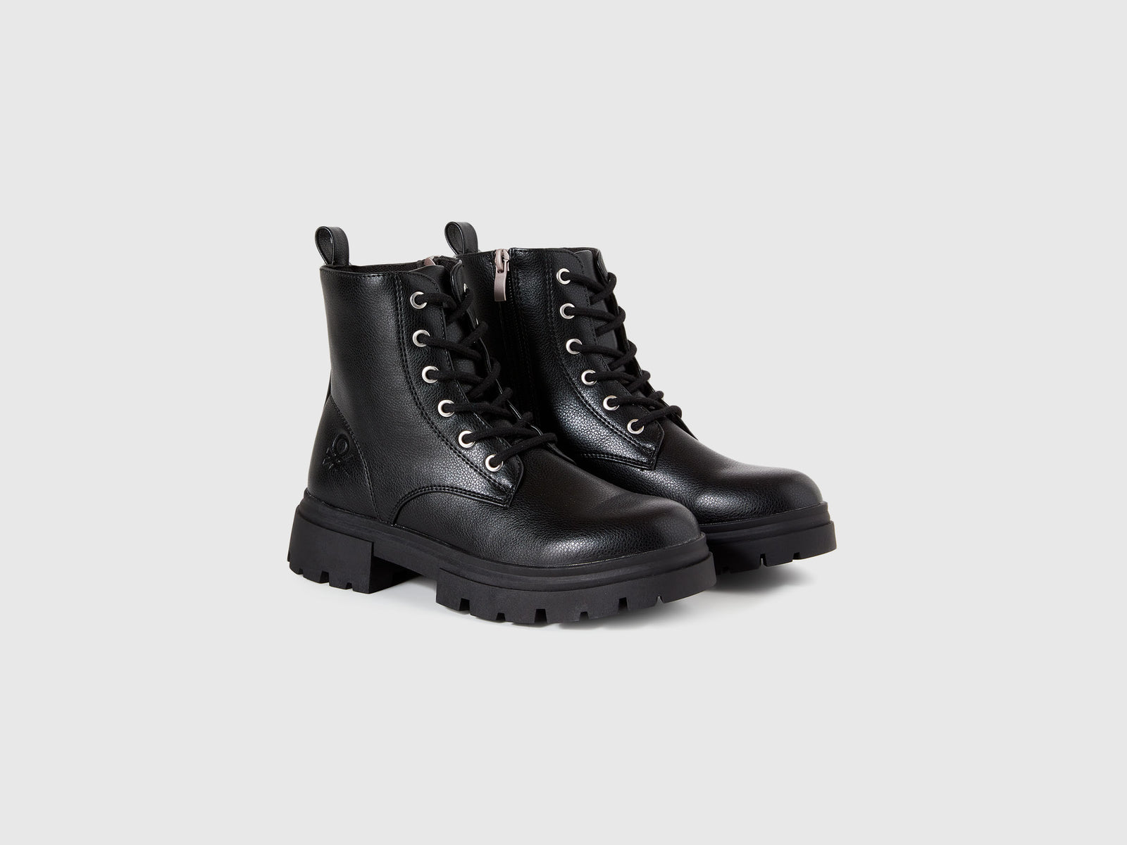 Anfibi stringati da bambino nero 3 | Benetton Outlet
