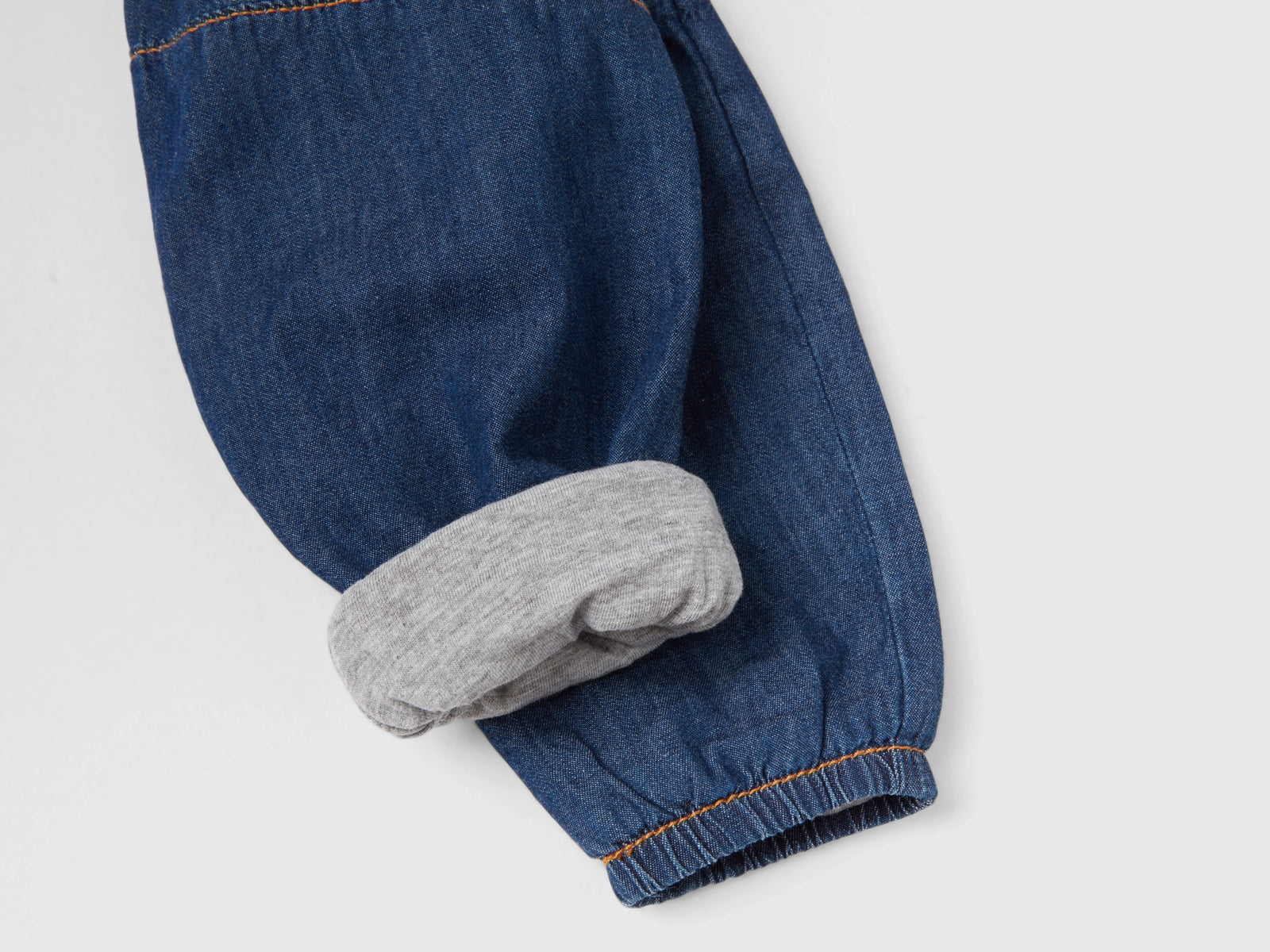 Pantaloni in chambray con orsetto da neonato blu scuro 3 | Benetton Outlet