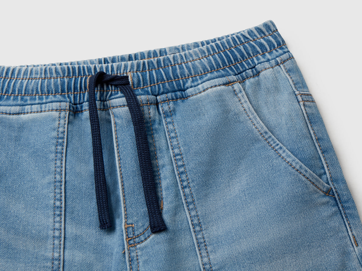 Joggers di jeans