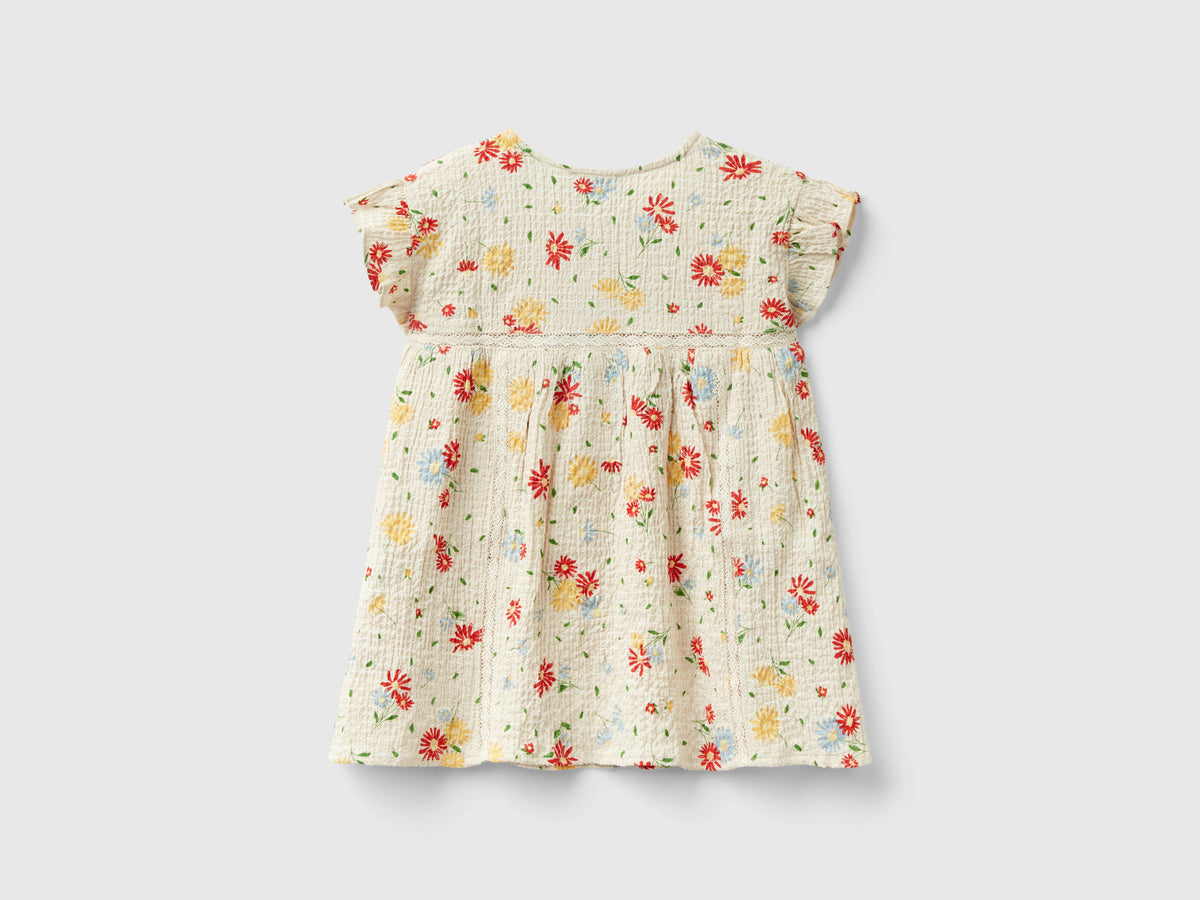 Camicetta a fiori con rouches