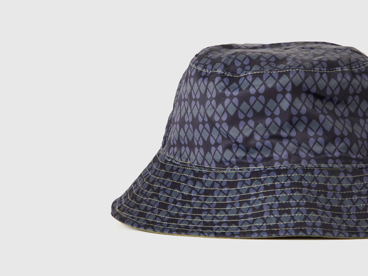 Cappello alla pescatora reversibile