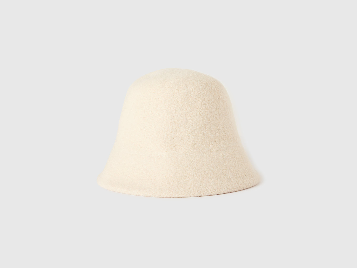 Cappello 100% lana da donna bianco panna | Benetton Outlet