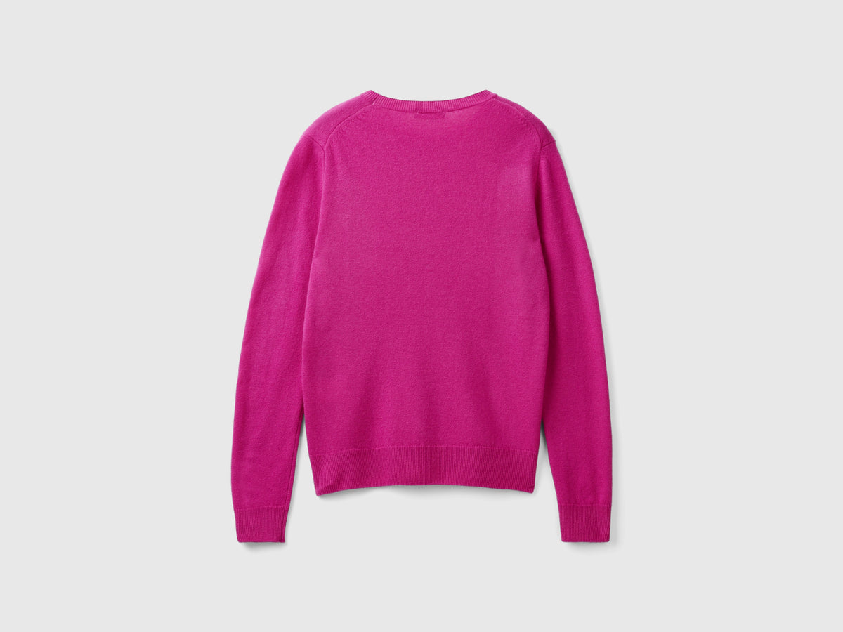 Fuchsia crew-neck sweater in pure Merino wool