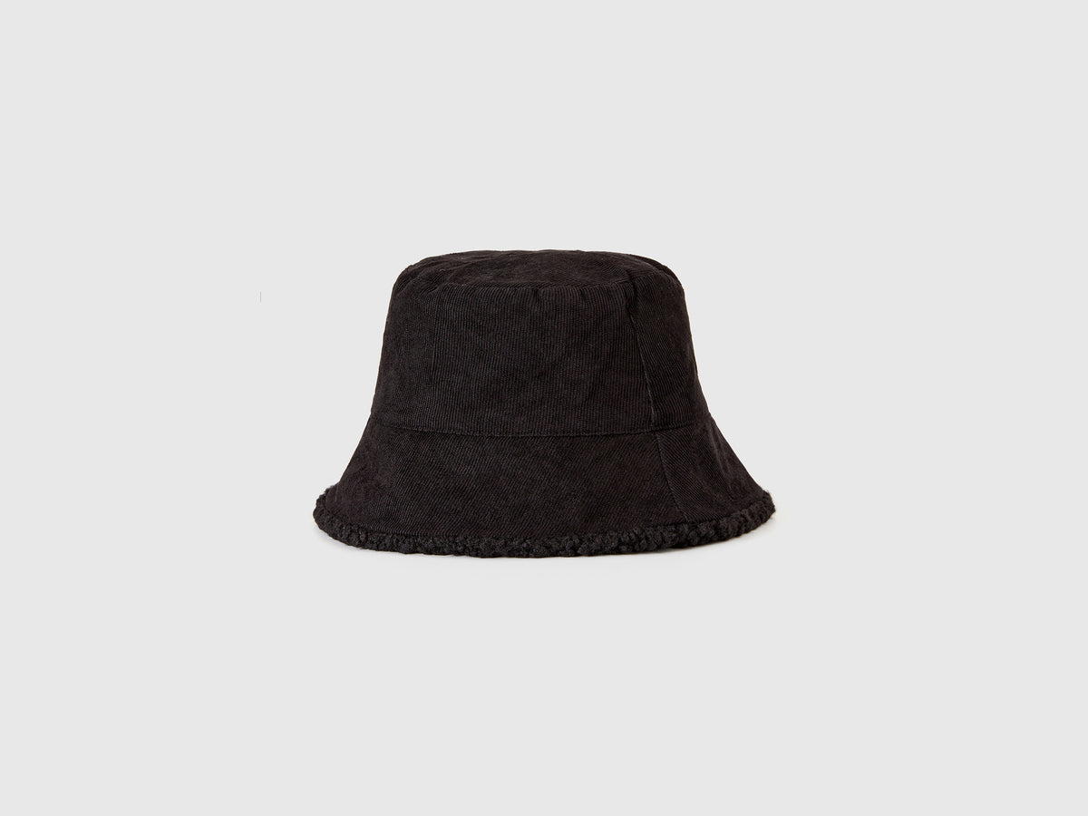 Cappello alla pescatora reversibile