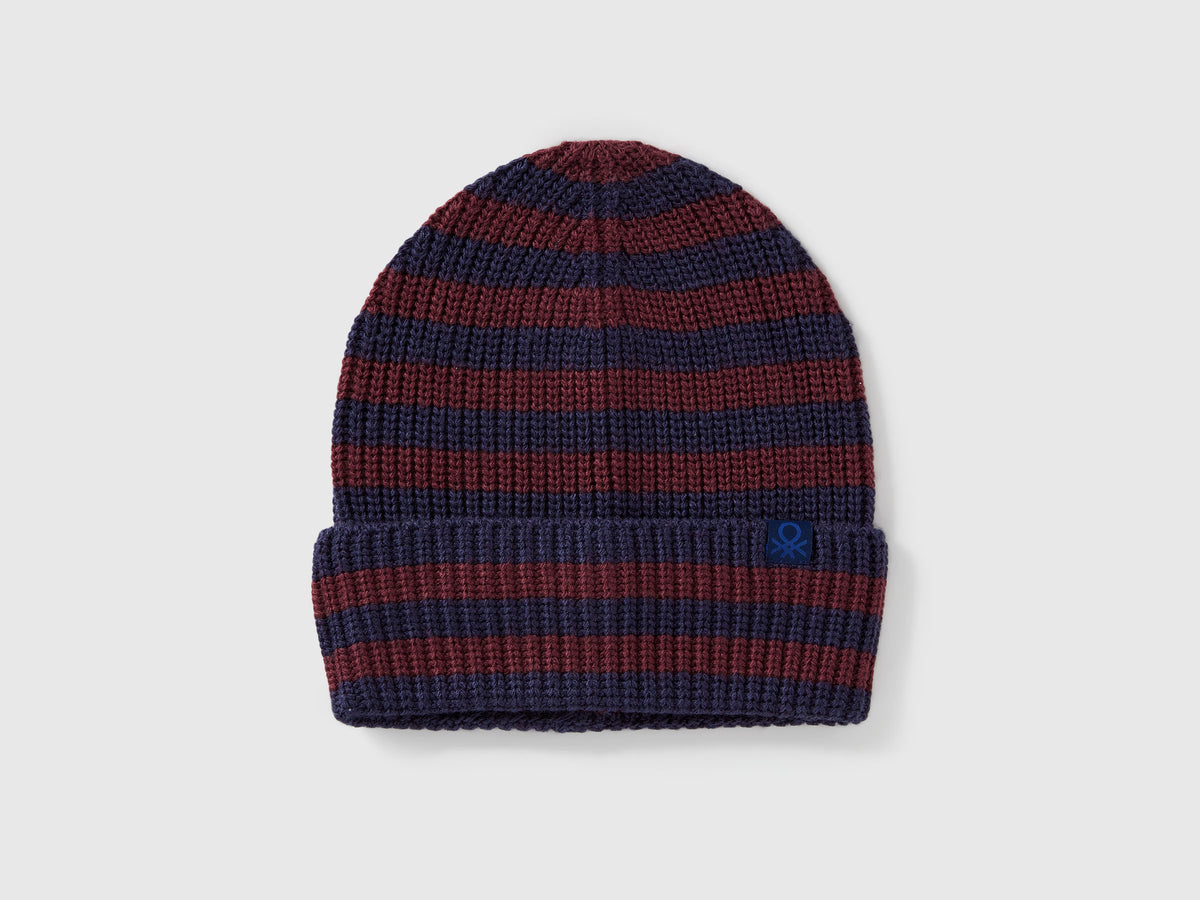 Cappellino in maglia a righe