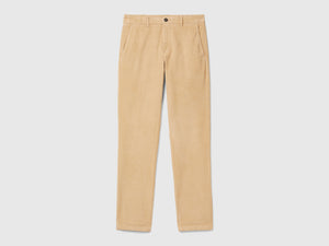 Pantaloni slim fit in velluto stretch