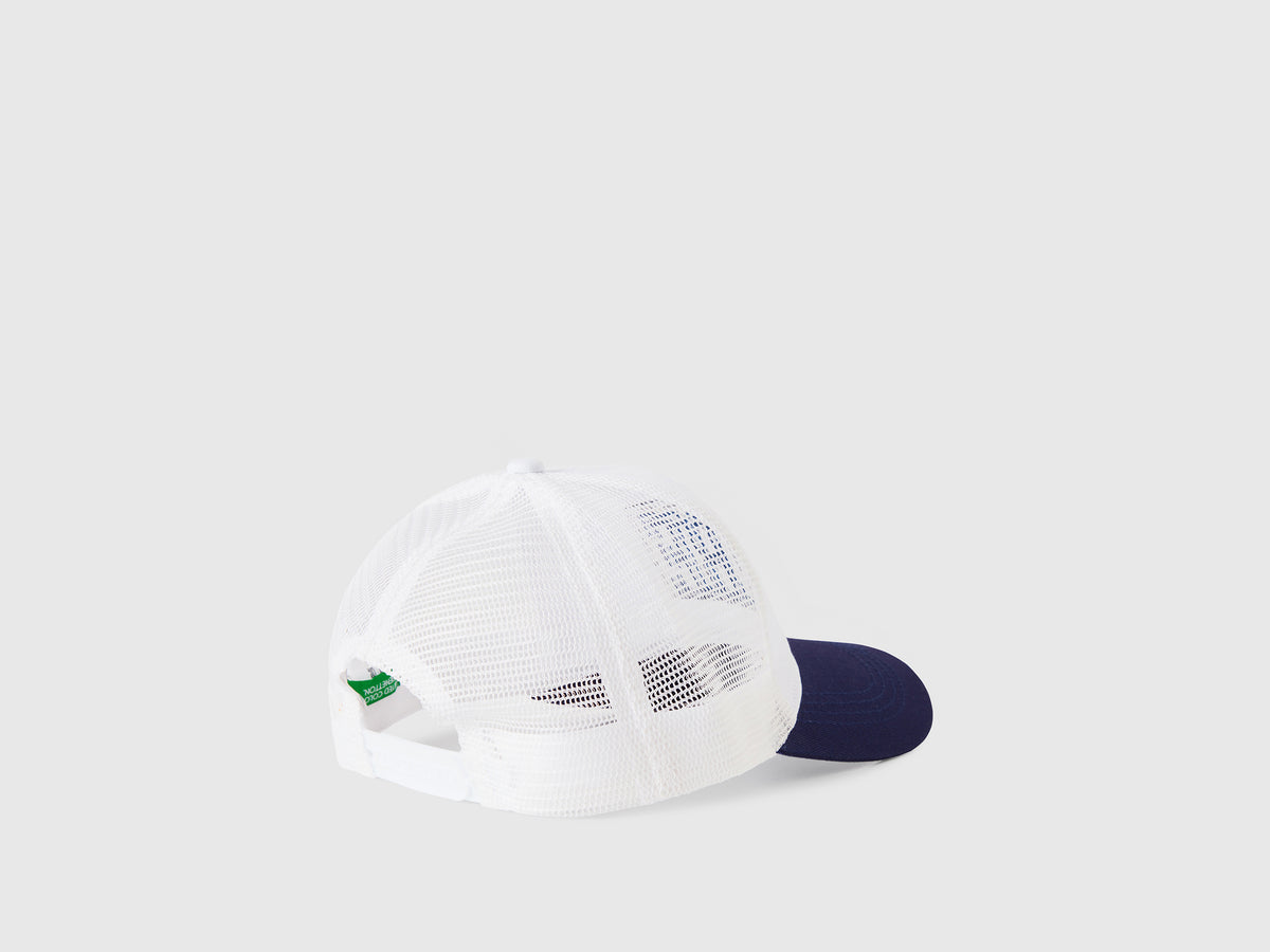 Cappellino con visiera modello baseball in puro cotone con retro in mesh