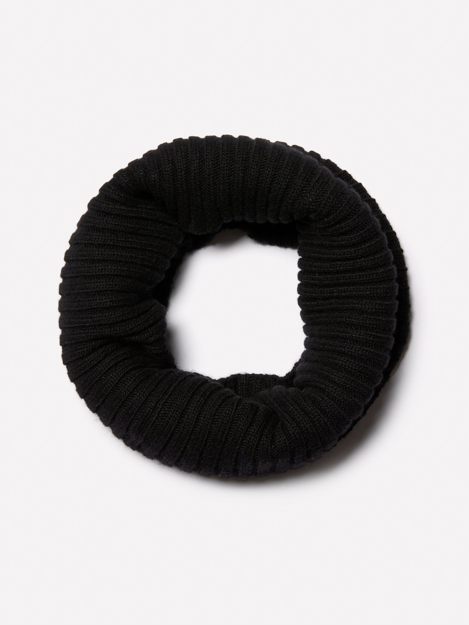 Collo in maglia da uomo nero | Sisley Outlet