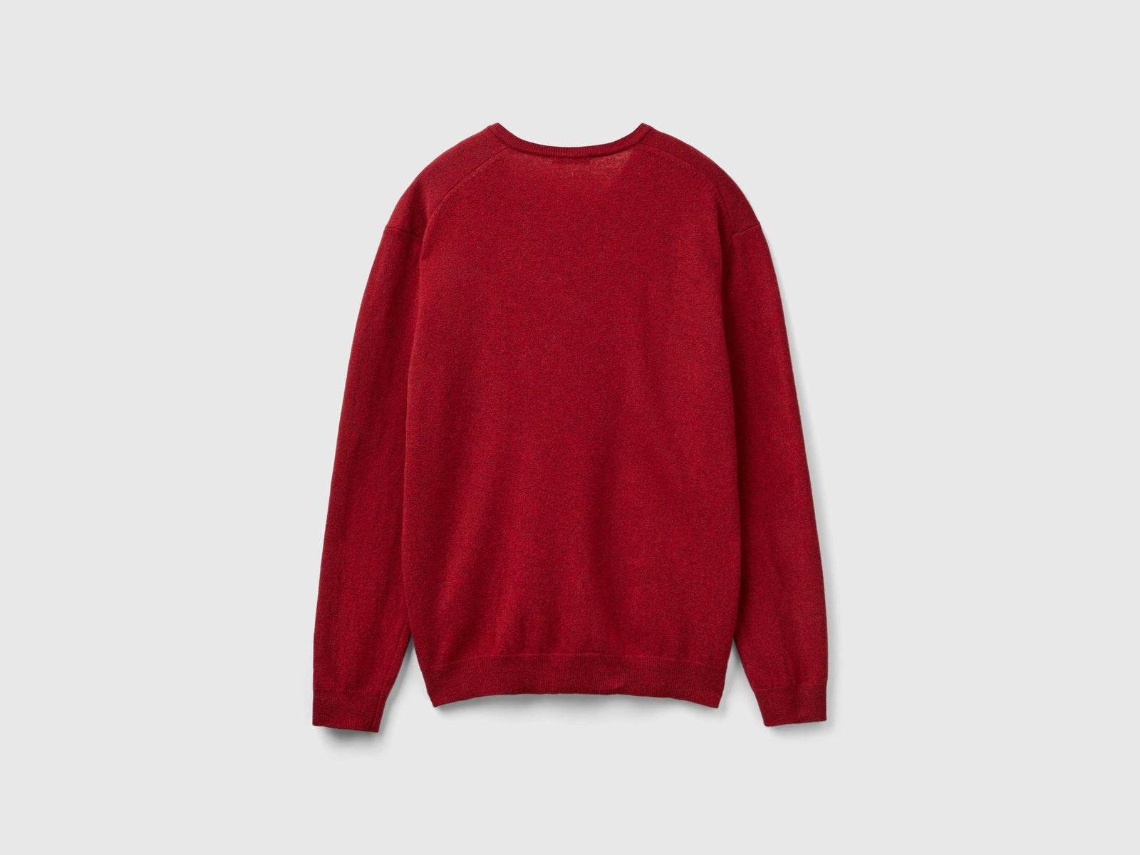 Maglia scollo a V mélange in pura lana Merino da uomo rosso 2 | Benetton Outlet
