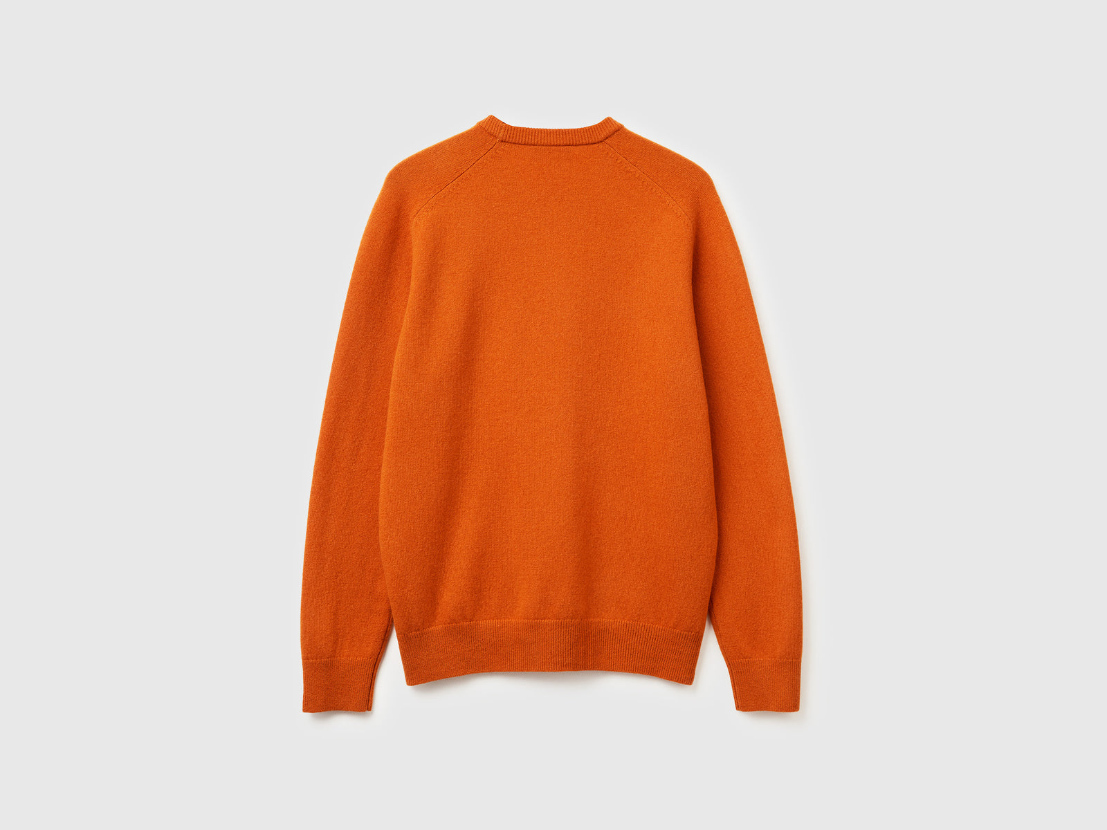 Maglia girocollo in pura lana Merino da uomo arancione 2 | Benetton Outlet