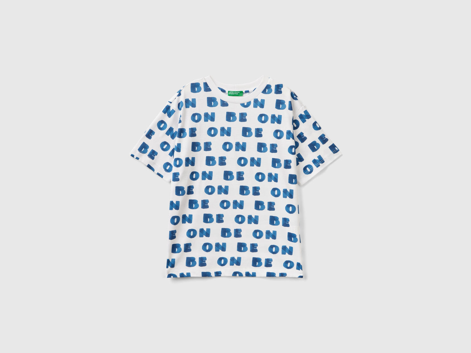 T-shirt con stampa "BE ON" da bambino bianco | Benetton Outlet