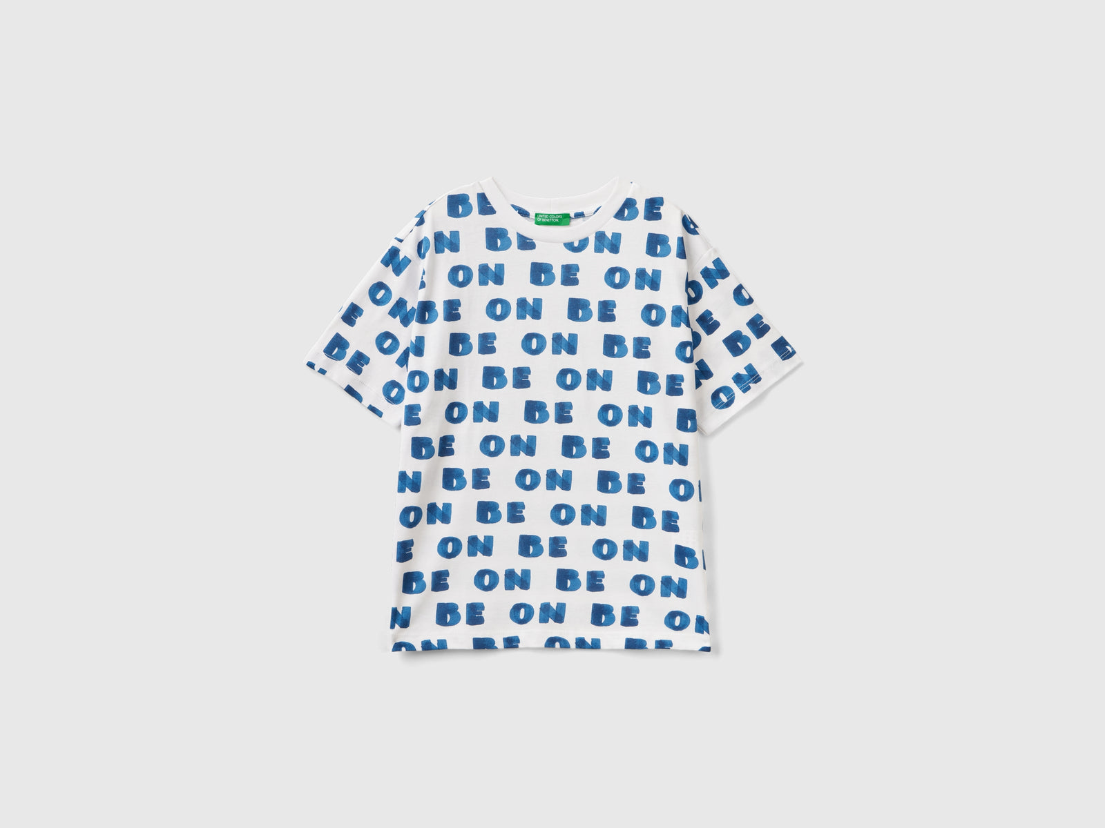 T-shirt con stampa "BE ON" da bambino bianco | Benetton Outlet