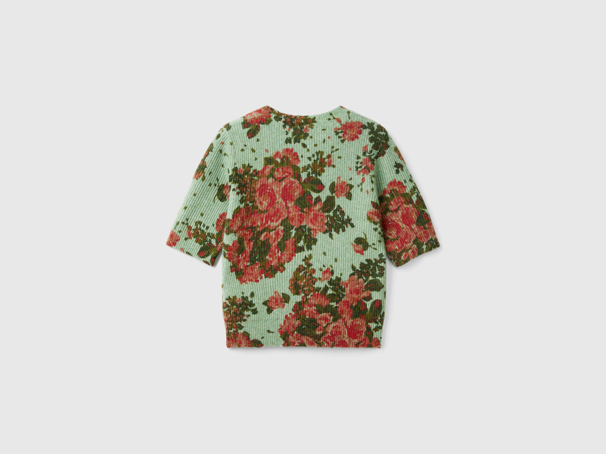 Maglia floreale in filato riciclato